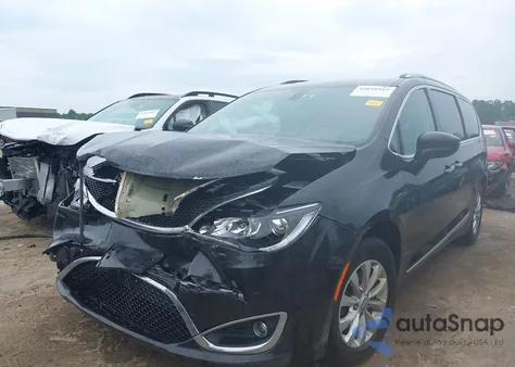 2019 Chrysler Pacifica Touring L from USA, damaged, VIN 2C4RC1BG1KR629645